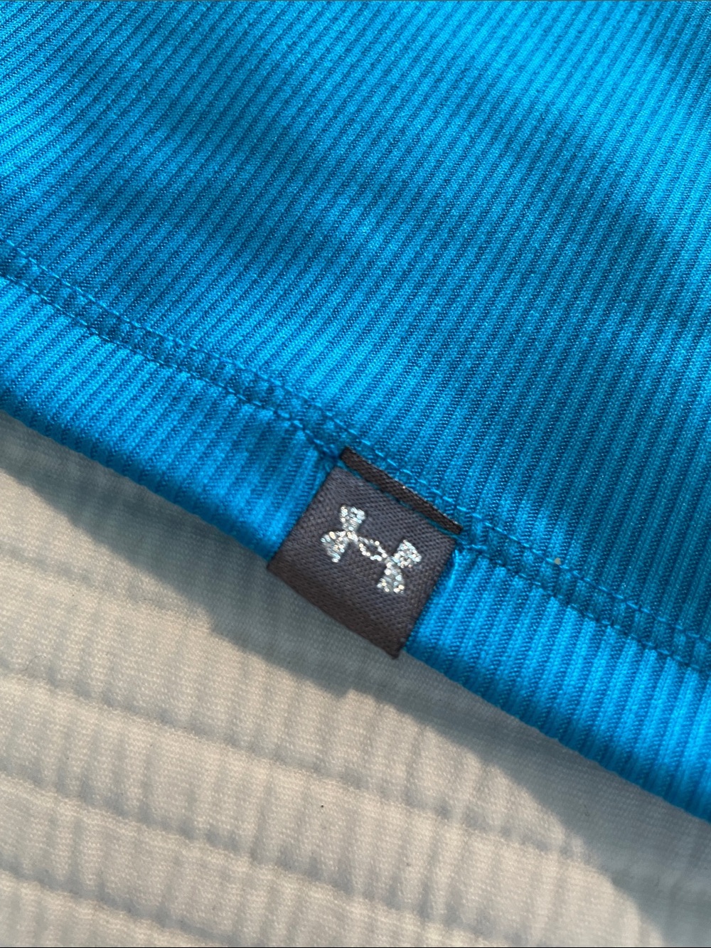 Under Armour Women's Aqua Blue Athletic Ribbed Tank -Small NWOT - Picture 2 of 5